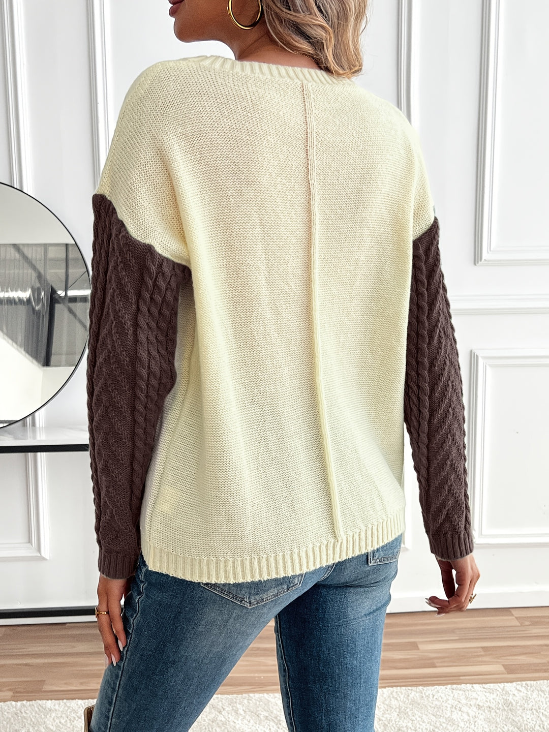 Nireva - Colour-Block Cable Knit Sweater
