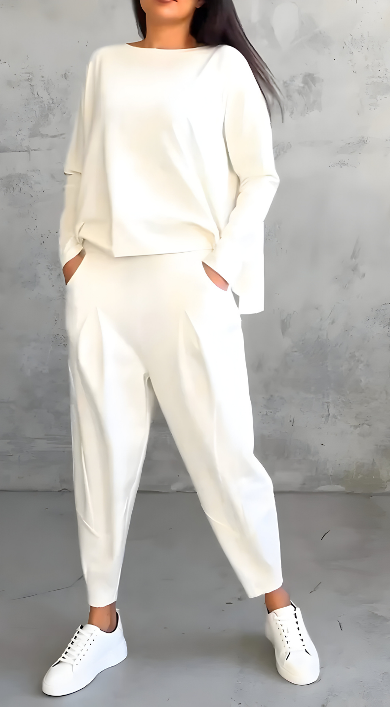 Veyla - Side-Zip High Collar Knit Set