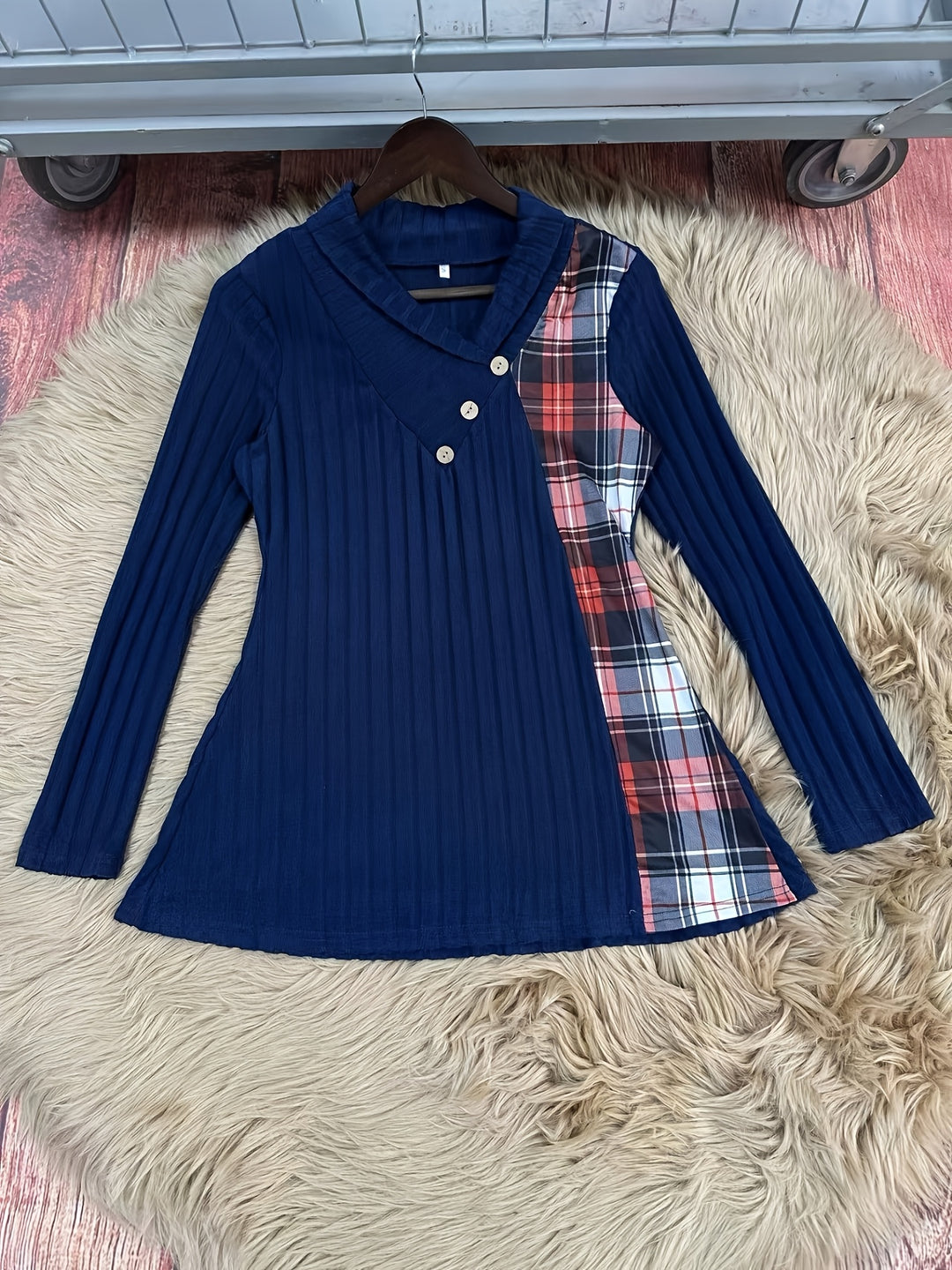 Tavina - Plaid Patchwork Knit T-Shirt
