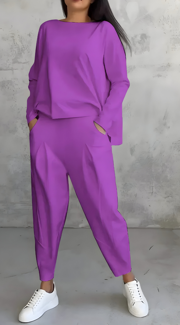 Veyla - Side-Zip High Collar Knit Set