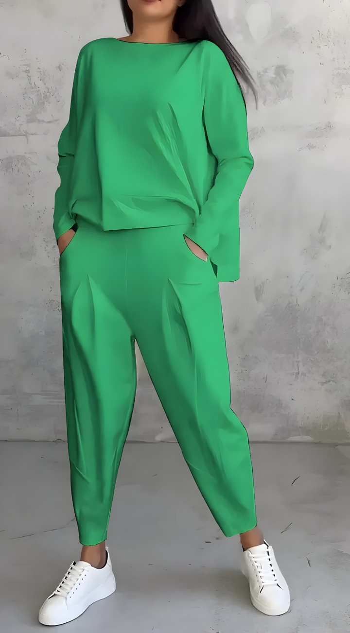 Veyla - Side-Zip High Collar Knit Set