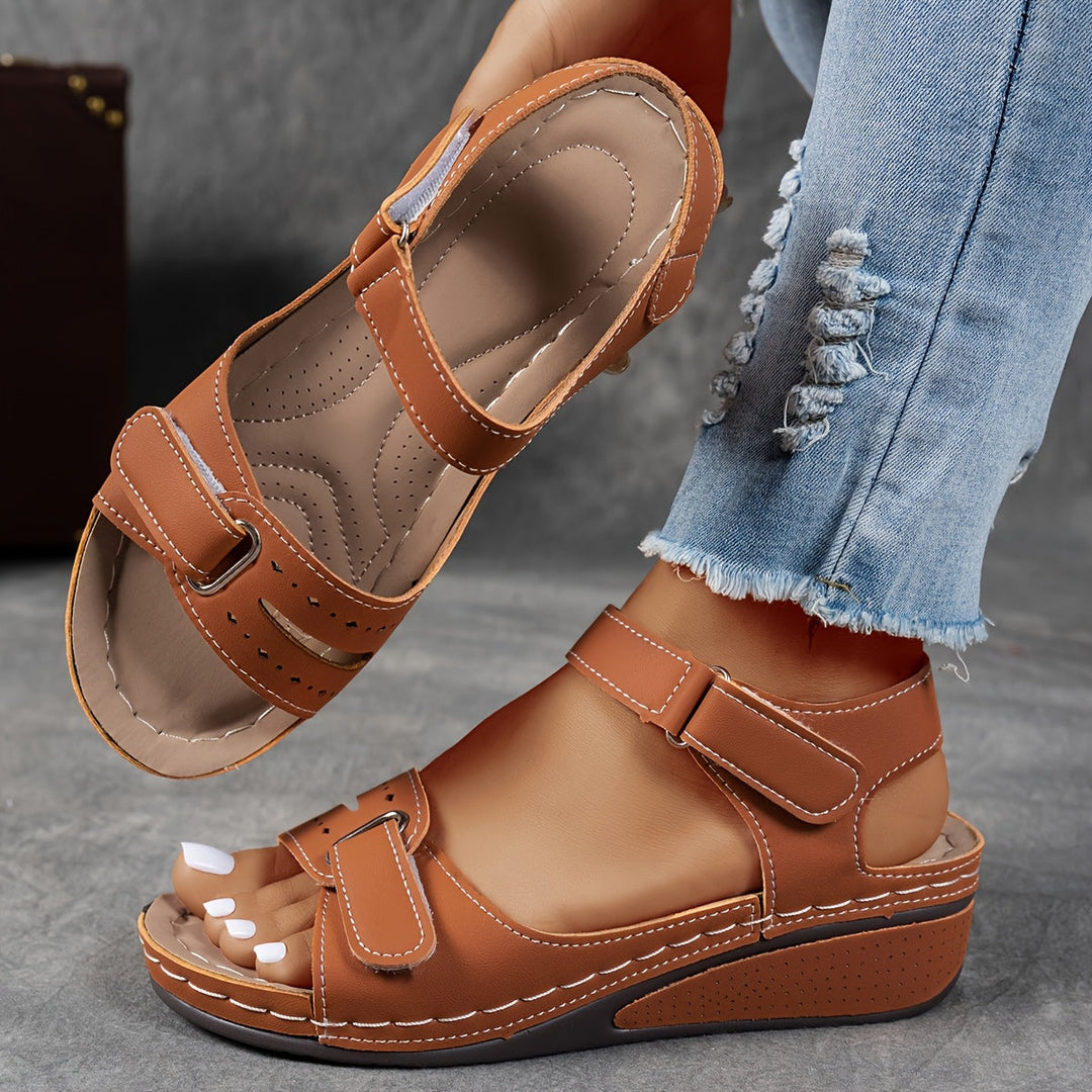 Mireva - Heel-Counter Vegan Sandals
