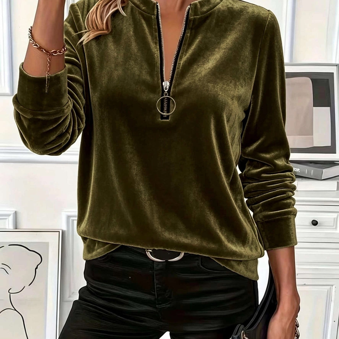 Mireva - Half-Zip Velour Top