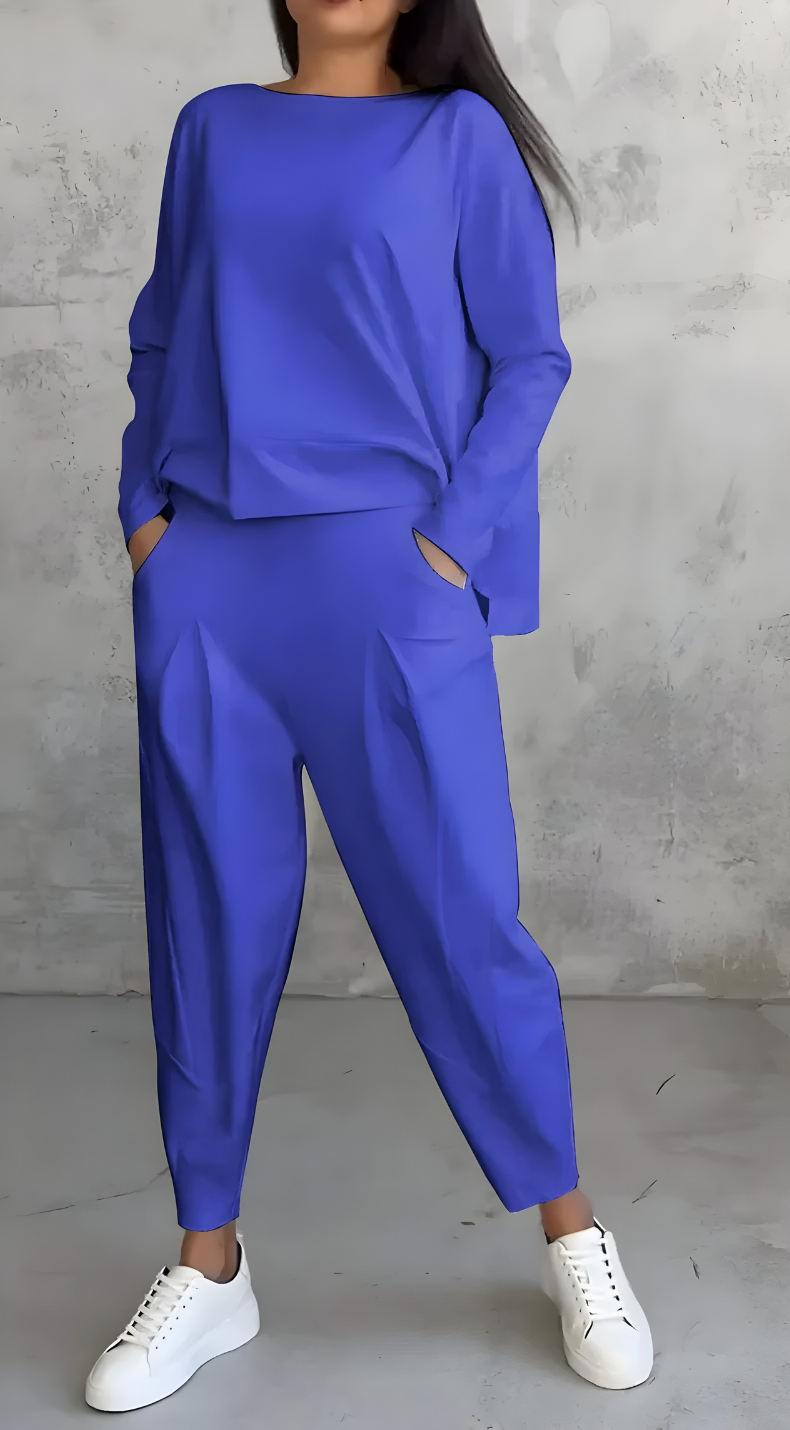 Veyla - Side-Zip High Collar Knit Set