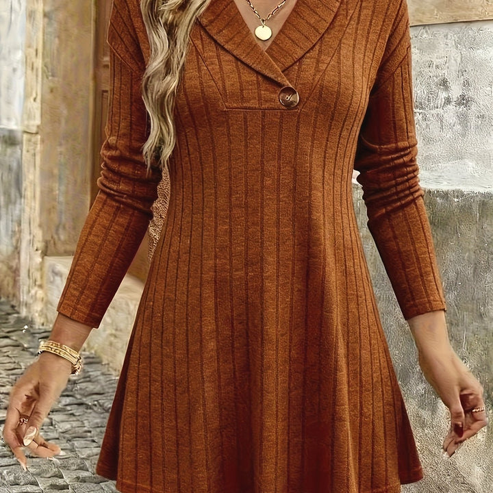 Novira - Lapel V-Neck Rib Knit T-Shirt