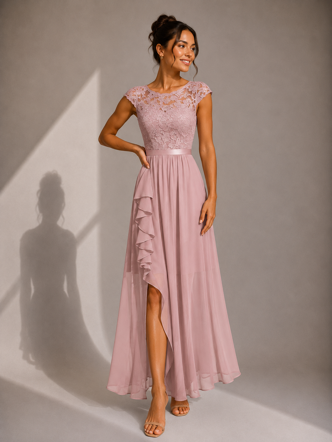 Verine - Sheer Neckline Maxi Dress