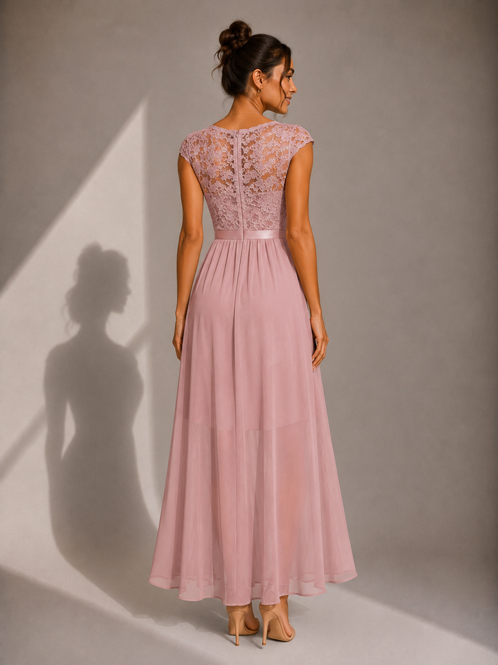 Verine - Sheer Neckline Maxi Dress