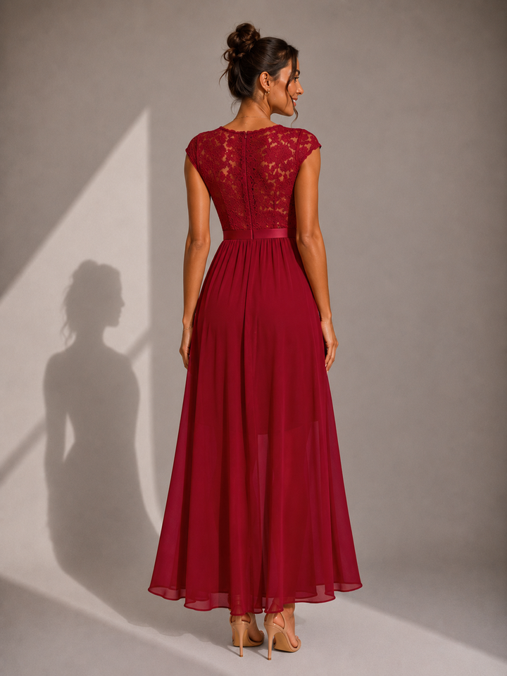 Verine - Sheer Neckline Maxi Dress