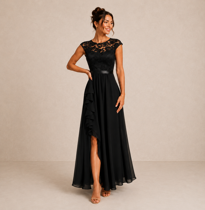 Verine - Sheer Neckline Maxi Dress