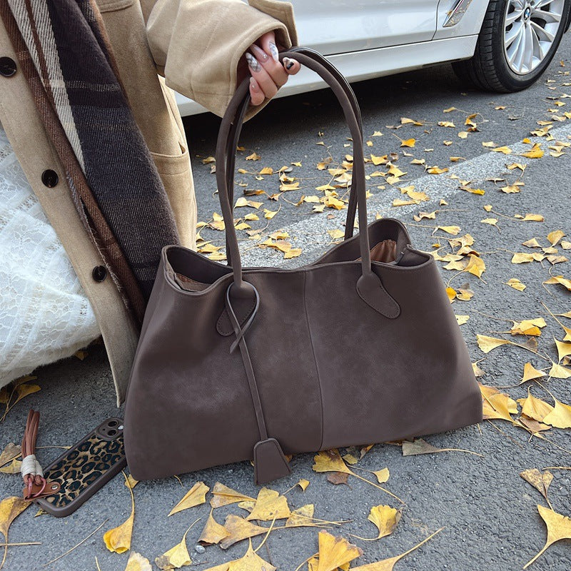 Livora - Oversized Tote Bag