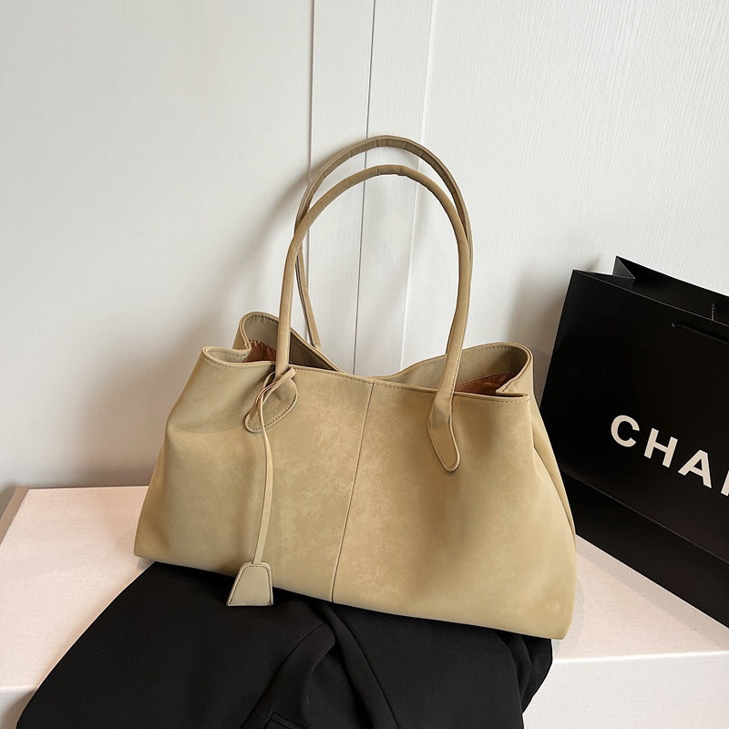 Livora - Oversized Tote Bag