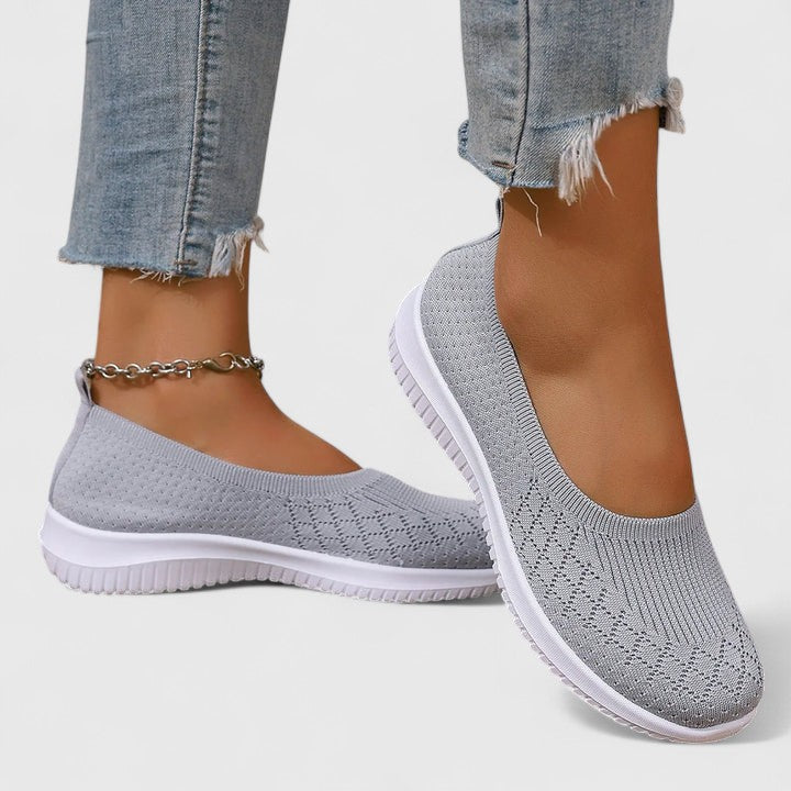 Avenna - Flatform Slide Sandals