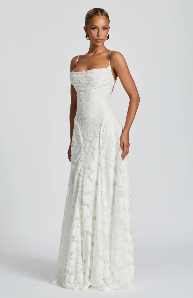 Nalevi - Bodycon Lace Maxi Dress