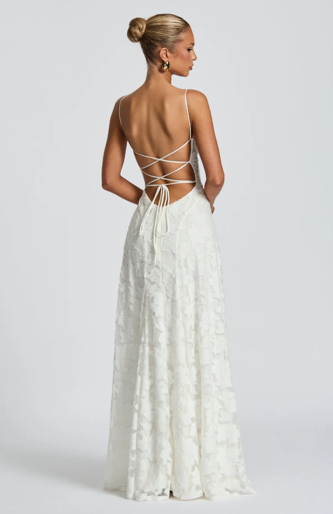 Nalevi - Bodycon Lace Maxi Dress