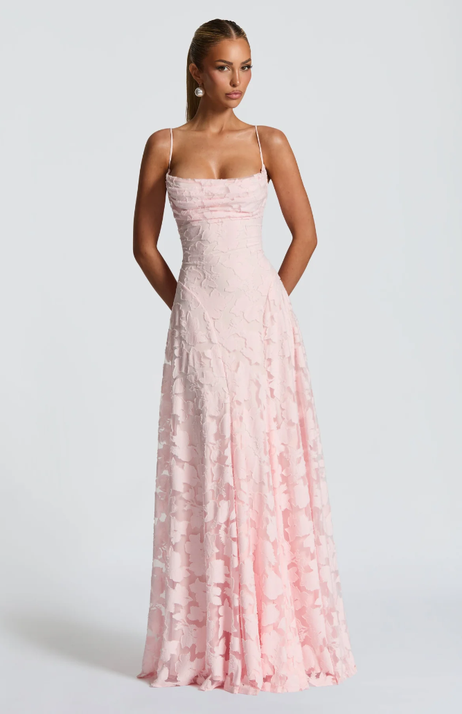 Nalevi - Bodycon Lace Maxi Dress