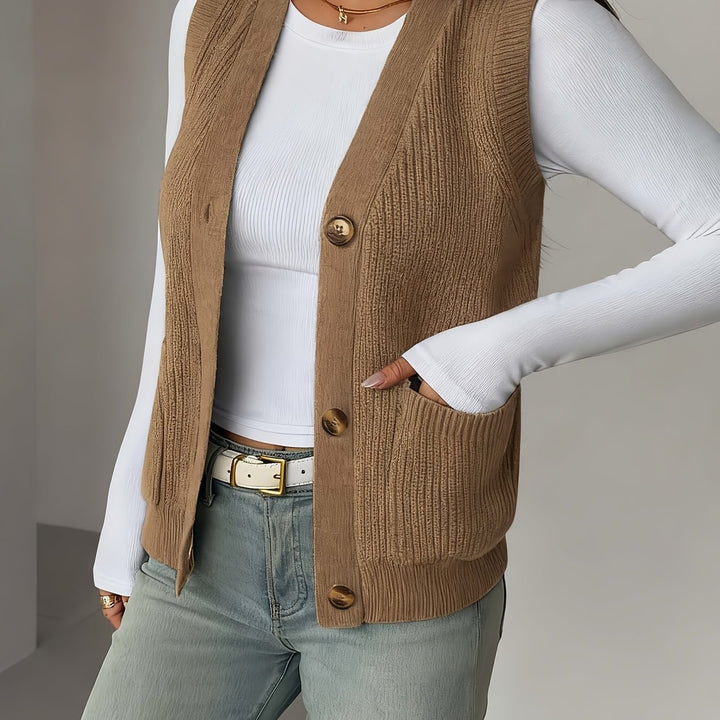 Vesara - V-Neck Knit Vest