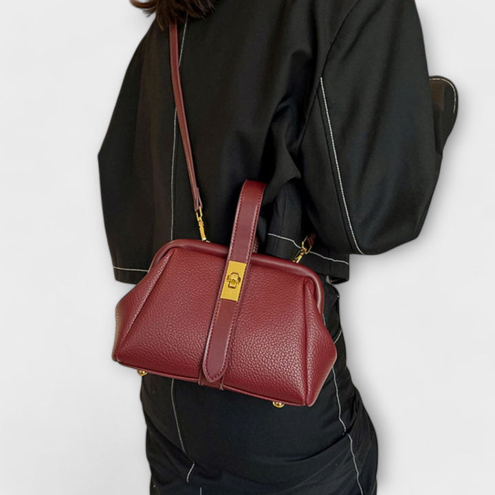 Nyvara - Adjustable Strap Retro Bag