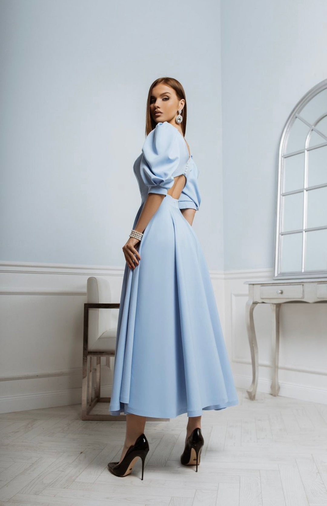 Alenya - Darted Waist Woven Midi Dress