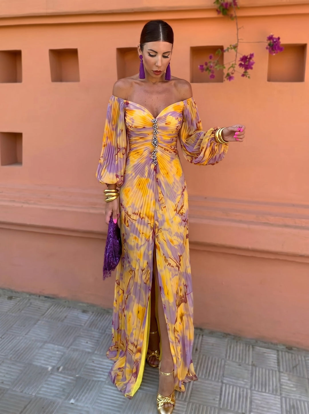 Nivara - Shaped Neckline Floral Print Dress
