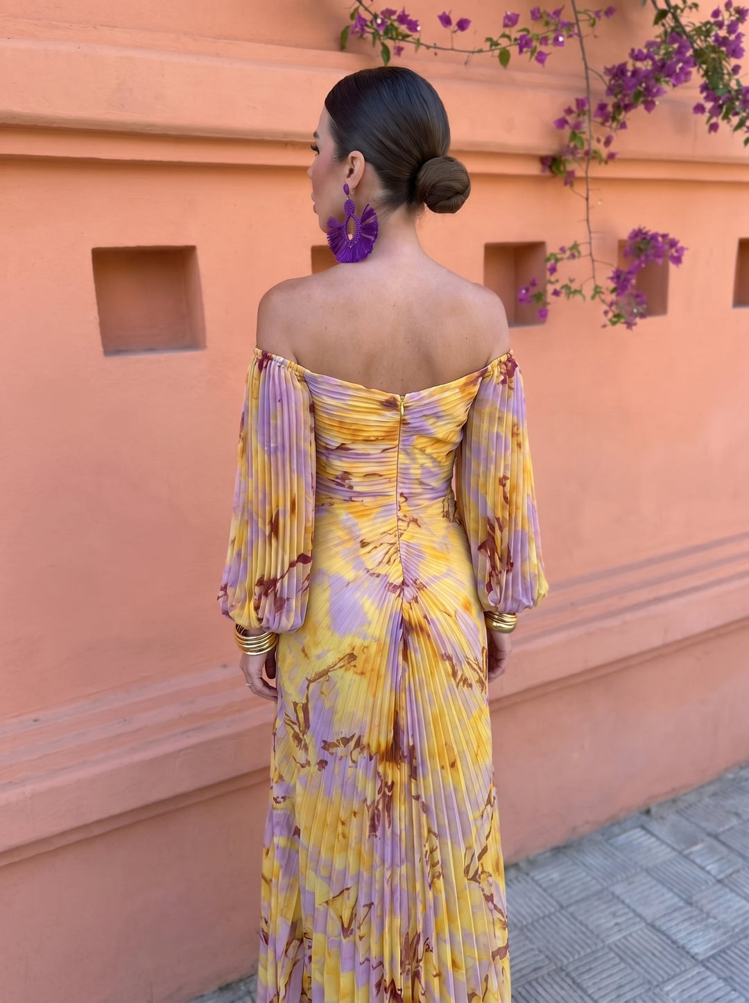 Nivara - Shaped Neckline Floral Print Dress