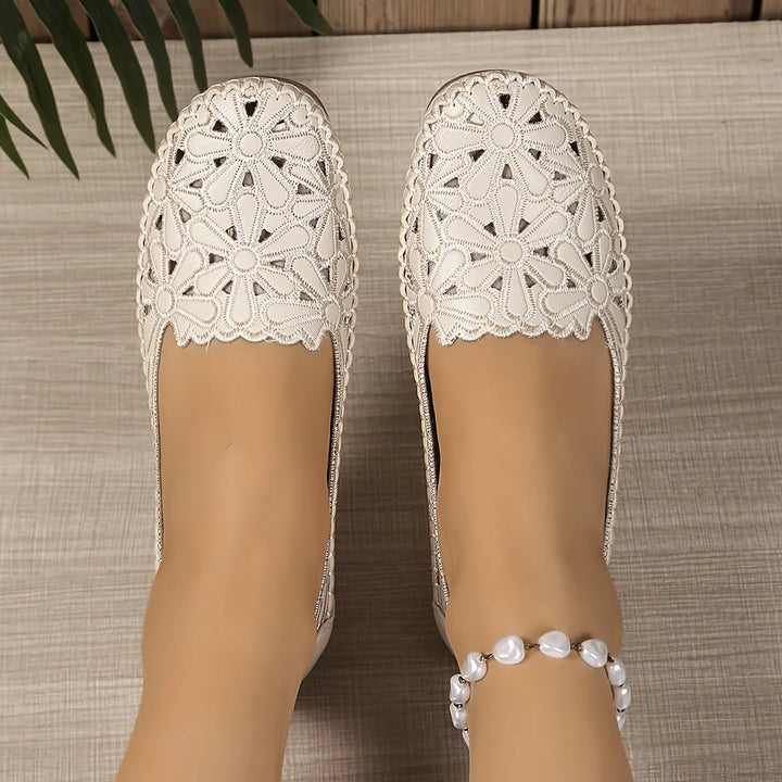 Reniva - Cut-Out Orthopaedic Shoes