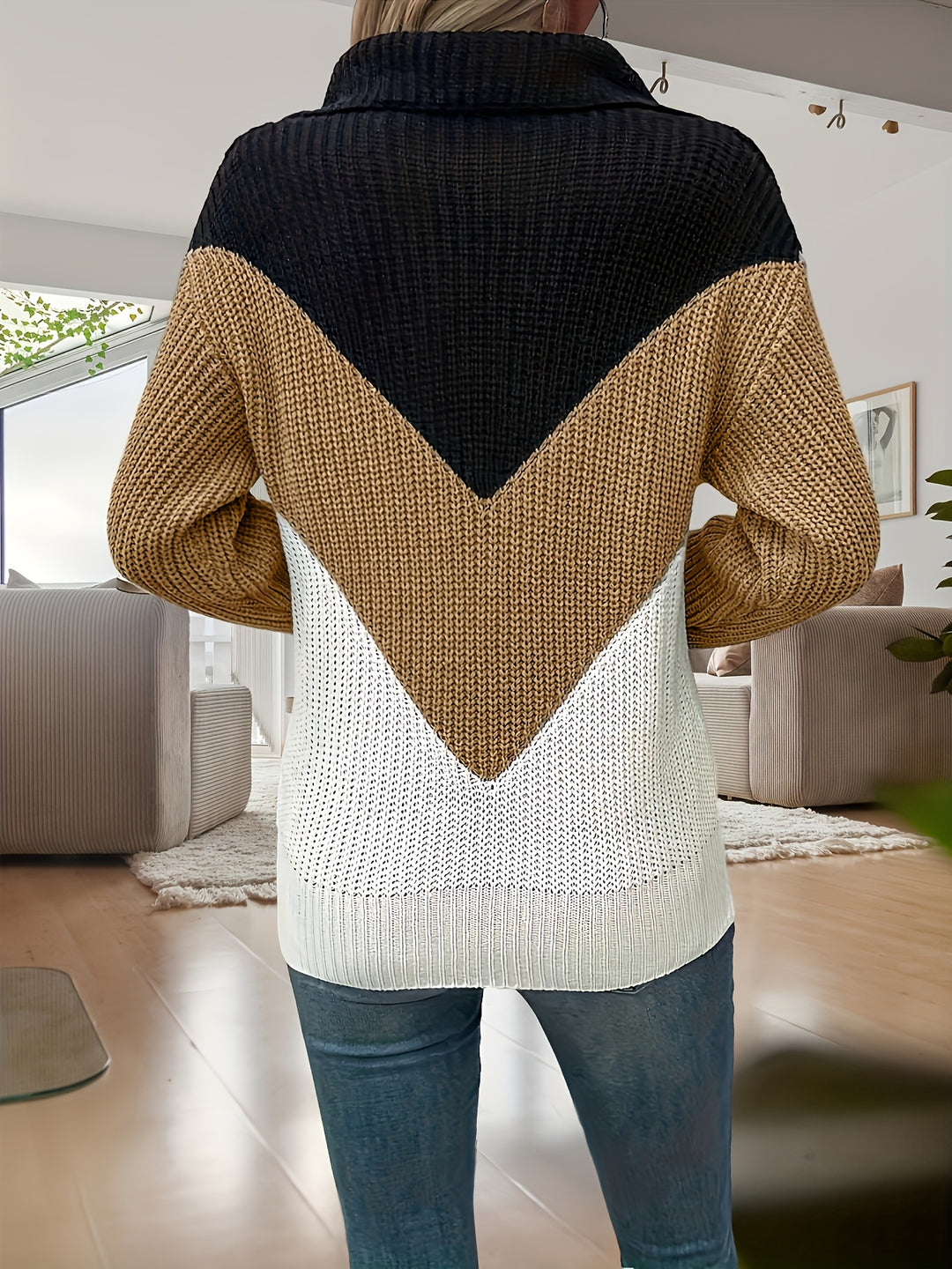 Velira - Colorblock Knit Zip Sweater